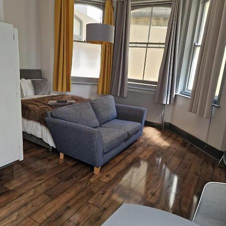 Apartmán 1 Comfortable Studio Hove Exteriér fotografie